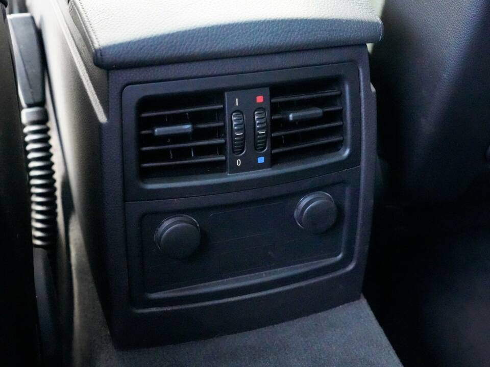 Bild 46/46 von BMW M5 (2005)