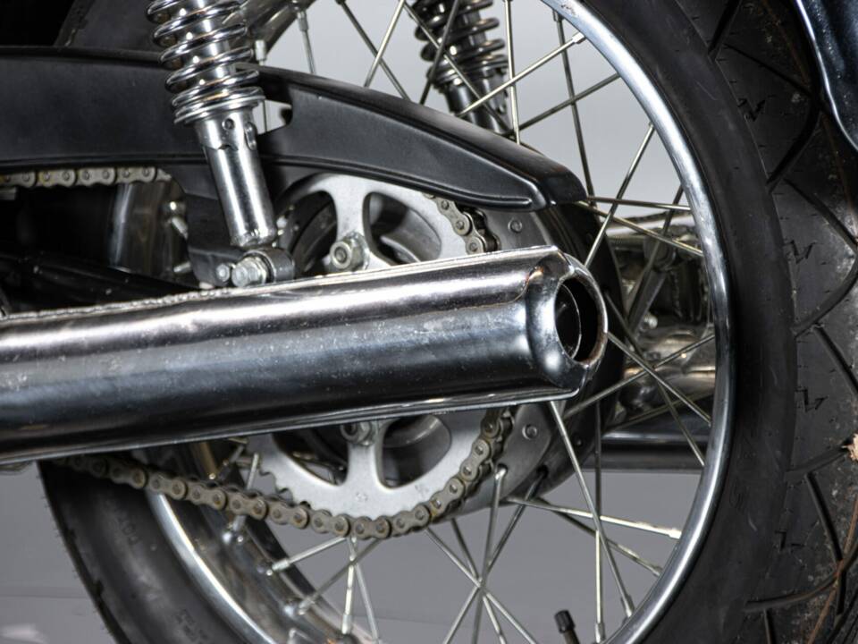 Image 20/50 of Kawasaki DUMMY (1973)