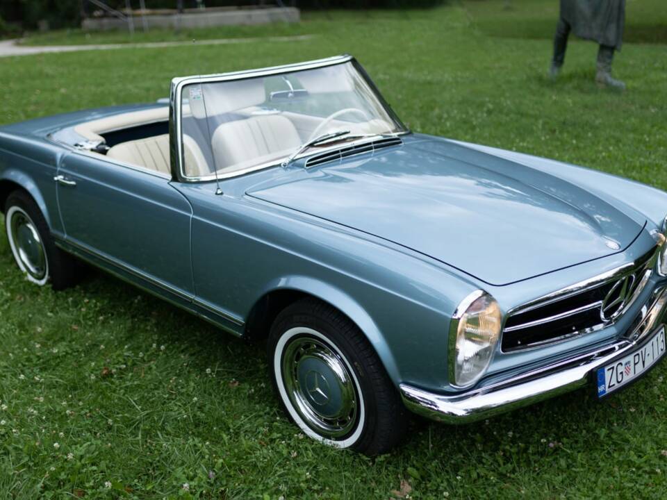 Image 7/16 of Mercedes-Benz 280 SL (1968)