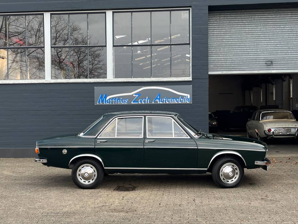 Image 6/88 of Audi 100 LS (1970)