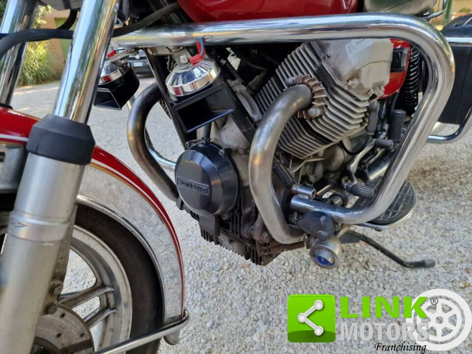Immagine 8/10 di Moto Guzzi DUMMY (1982)