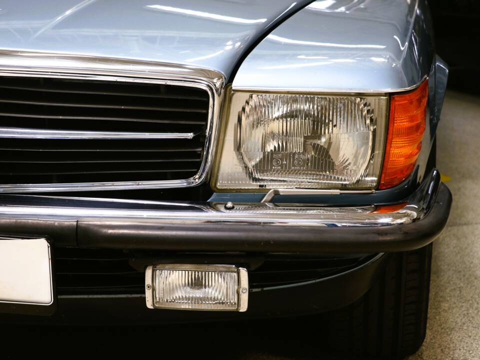 Image 10/41 de Mercedes-Benz 450 SLC 5,0 (1979)
