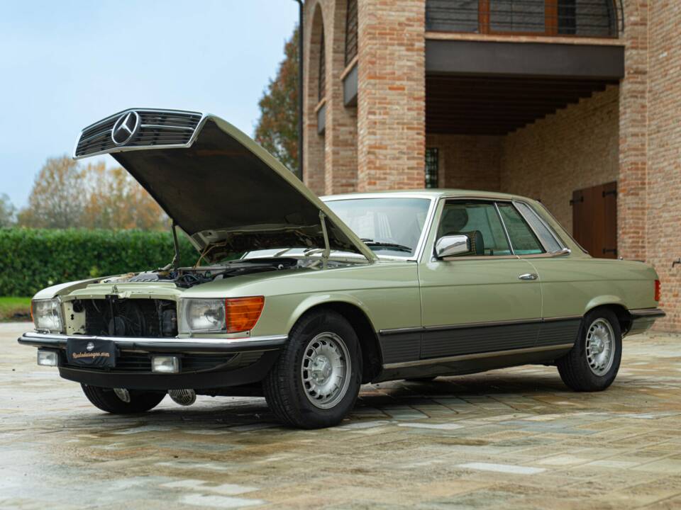 Image 49/50 of Mercedes-Benz 500 SLC (1984)