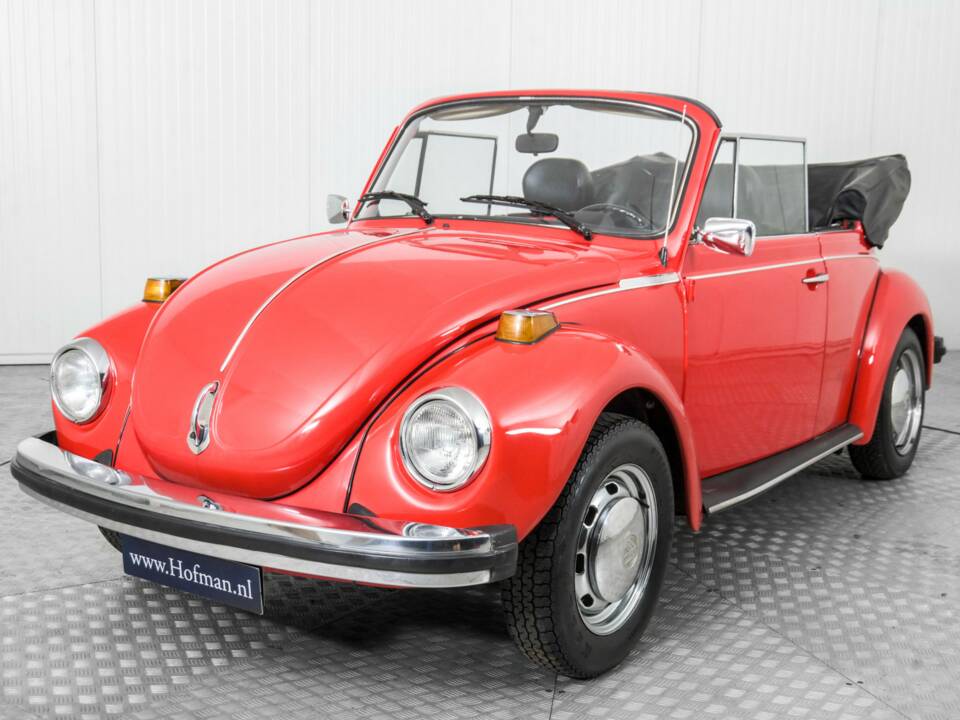 Bild 17/50 von Volkswagen Käfer 1303 LS (1974)