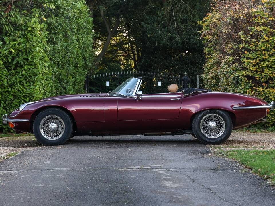 Bild 2/31 von Jaguar E-Type V12 (1974)