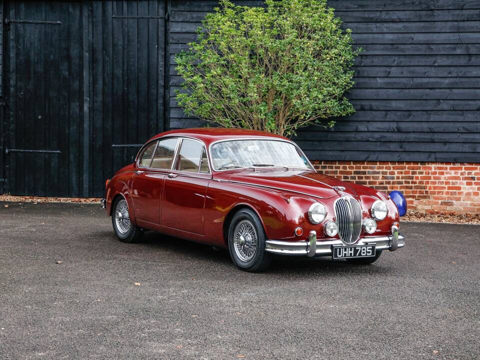 Image 9/42 of Jaguar Mk II 3.8 (1962)