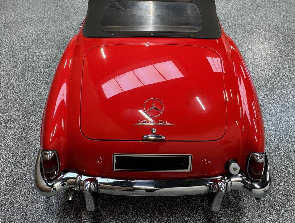 Image 8/8 of Mercedes-Benz 190 SL (1962)