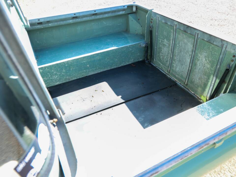 Image 29/50 of Land Rover 88 (1965)