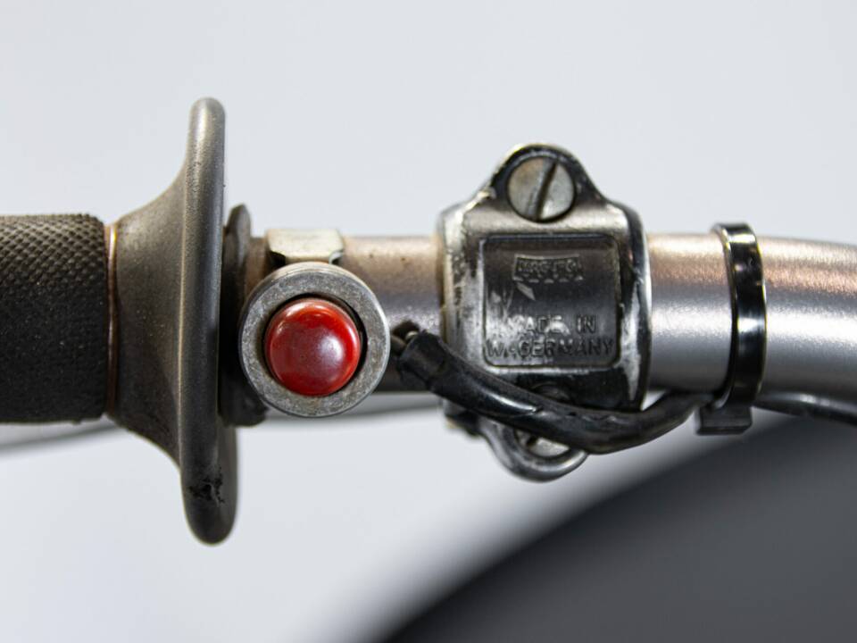 Immagine 42/47 di KTM DUMMY (1991)