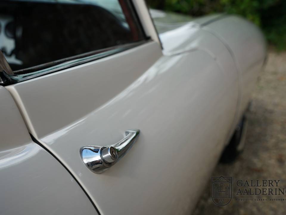 Image 12/50 de Jaguar Type E 3.8 (1964)