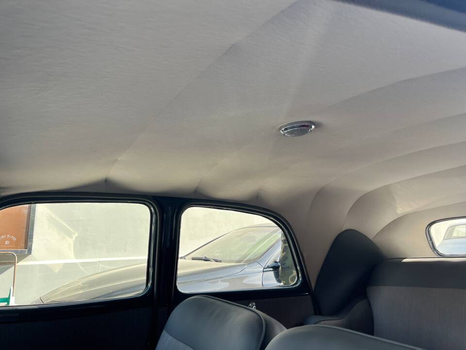 Afbeelding 10/19 van Citroën Traction Avant 11 B (1955)