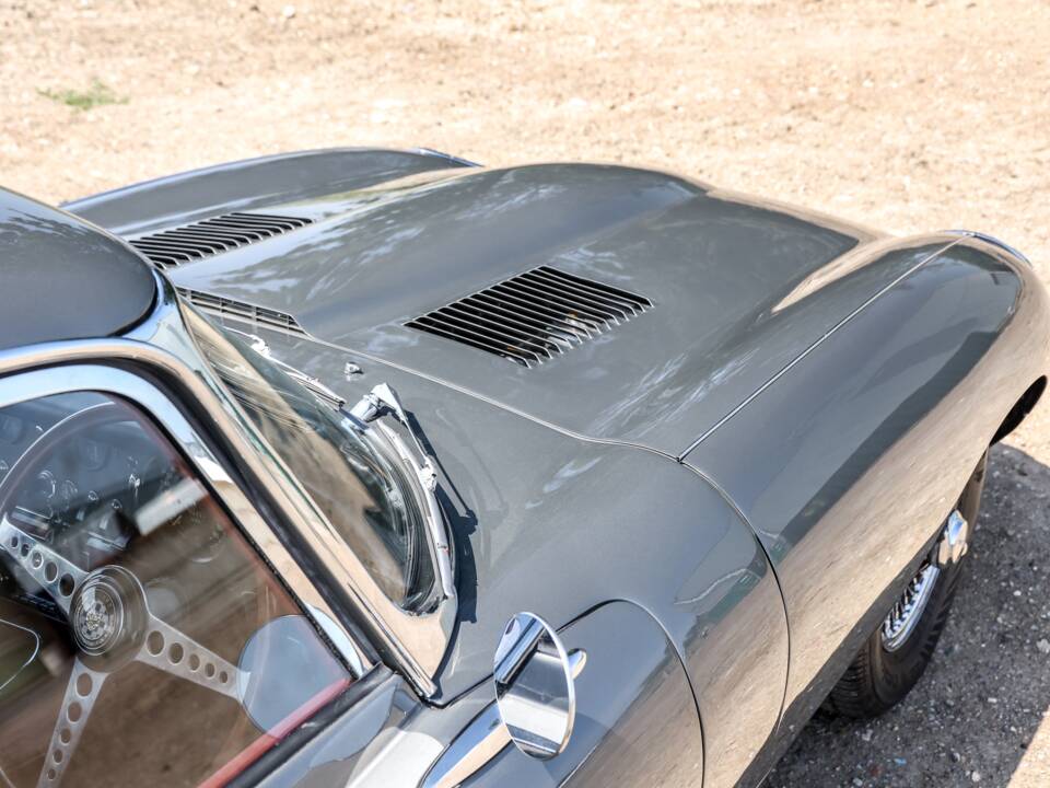 Bild 9/44 von Jaguar E-Type 4.2 (1964)