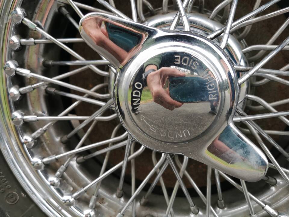 Image 26/58 of MG MGB (1968)