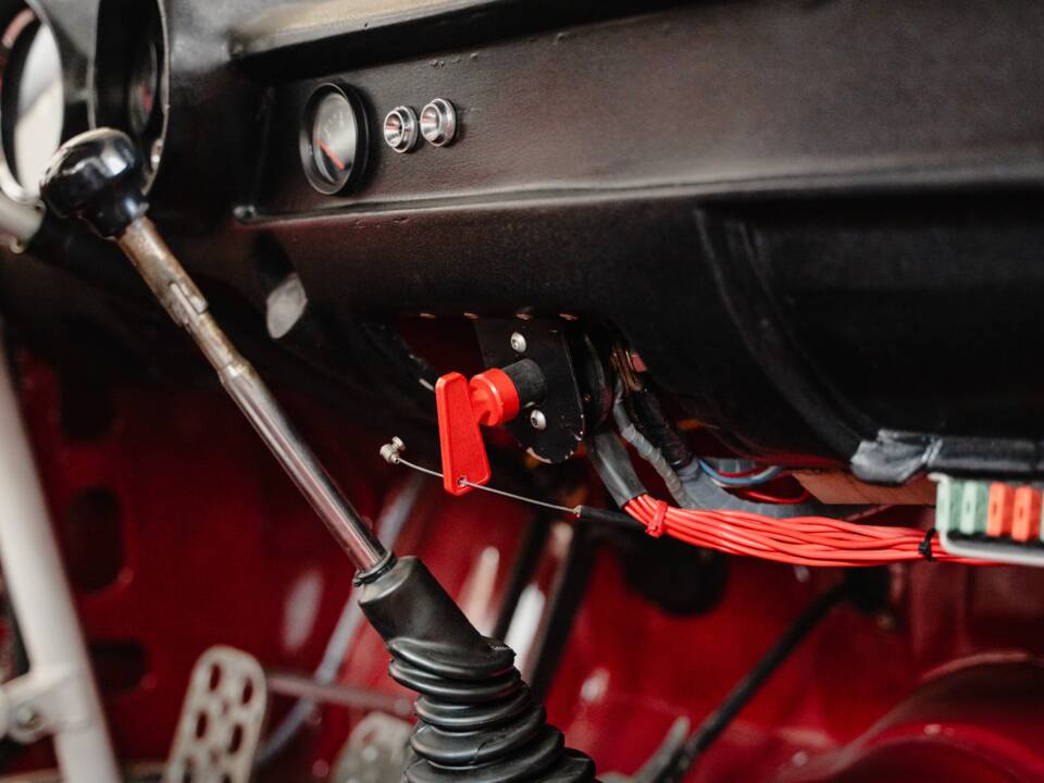 Imagen 54/81 de Alfa Romeo 1750 GT Veloce (1968)