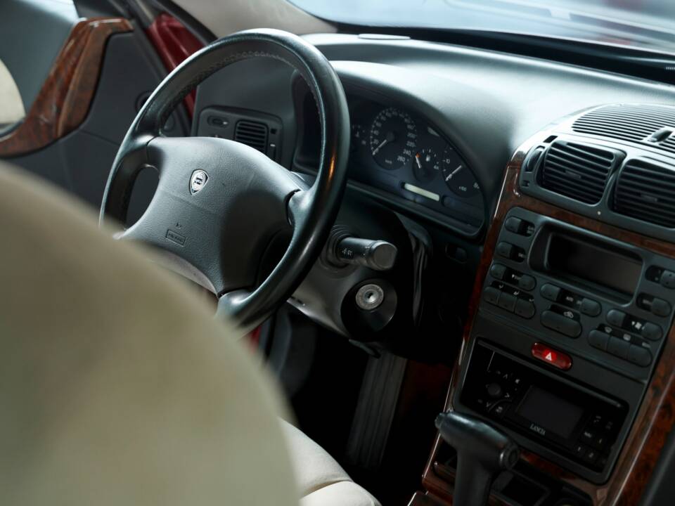 Image 22/46 of Lancia Kappa 3.0 (1999)