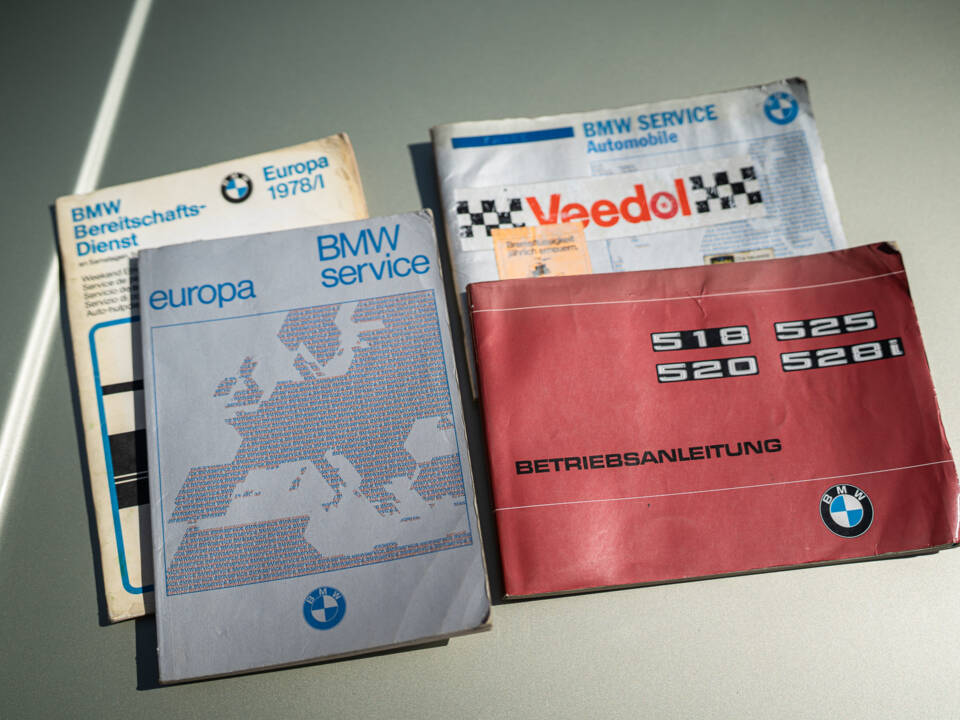 Image 46/46 of BMW 525 (1978)