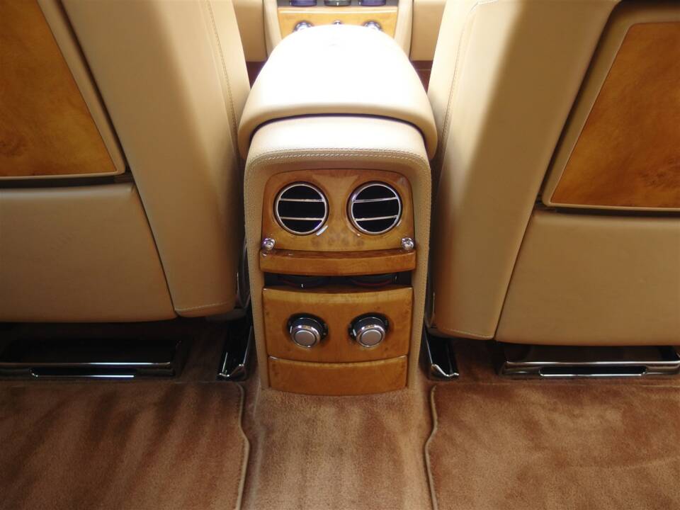 Bild 73/98 von Rolls-Royce Phantom VII (2006)
