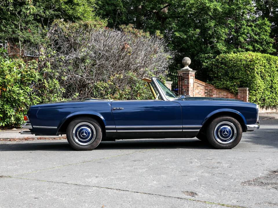 Bild 16/46 von Mercedes-Benz 230 SL (1966)