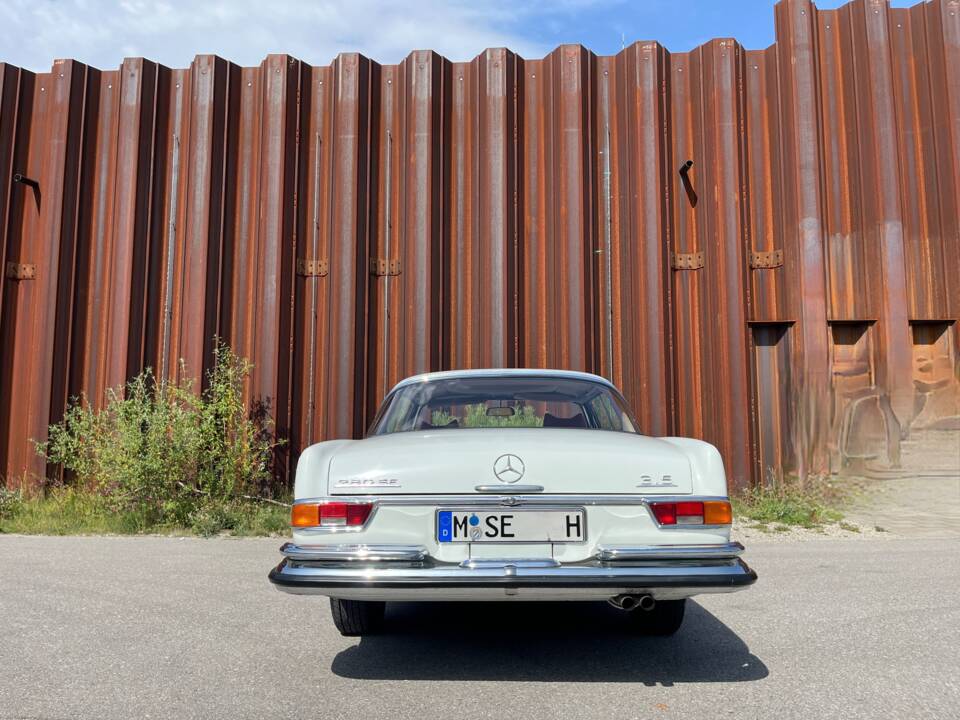 Afbeelding 16/79 van Mercedes-Benz 280 SE 3,5 (1971)