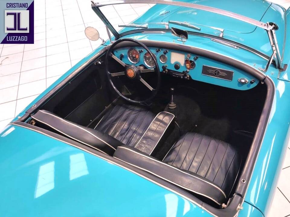 Image 26/41 of MG MGA 1500 (1958)