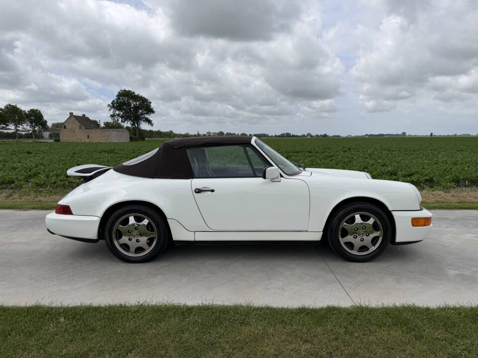 Image 18/62 of Porsche 911 Carrera 2 (1990)