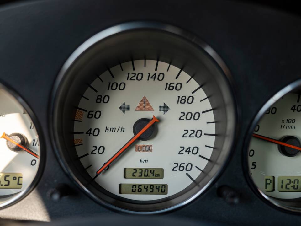 Obraz 36/48 pojazdu Mercedes-Benz SLK 320 (2001)