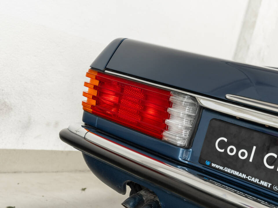 Image 32/40 of Mercedes-Benz 300 SL (1987)