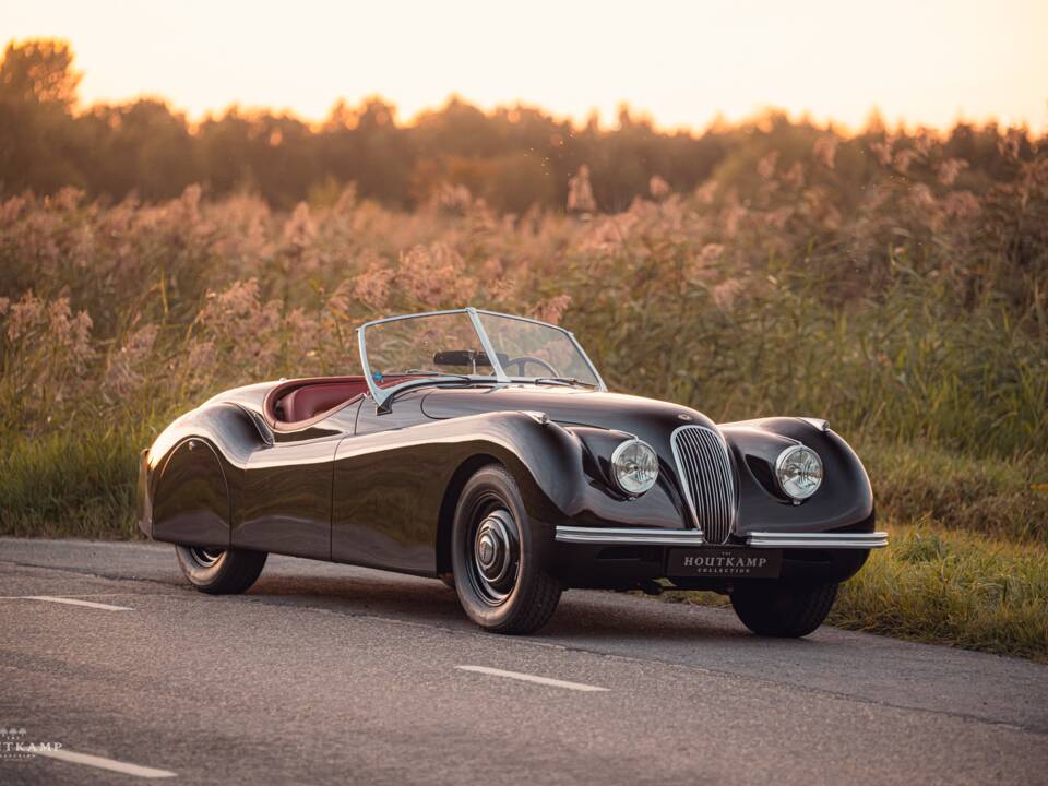 Image 4/20 of Jaguar XK 120 OTS (1950)