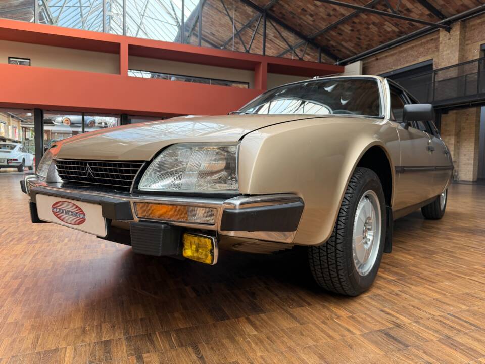 Immagine 3/43 di Citroën CX 2400 GTi (1982)