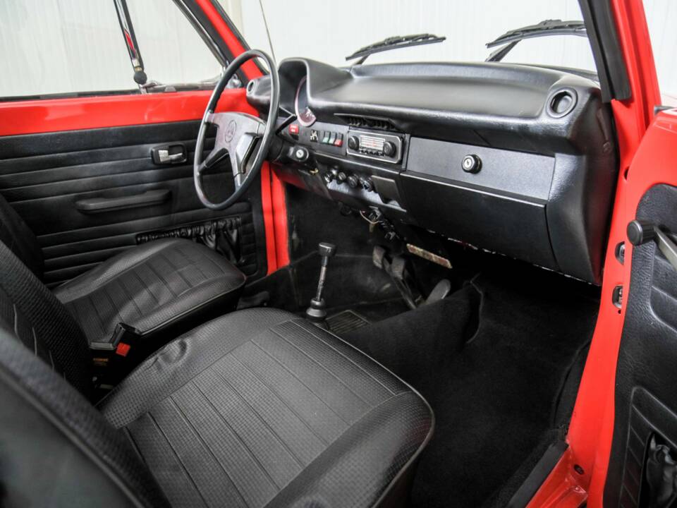 Bild 12/50 von Volkswagen Käfer 1303 LS (1974)