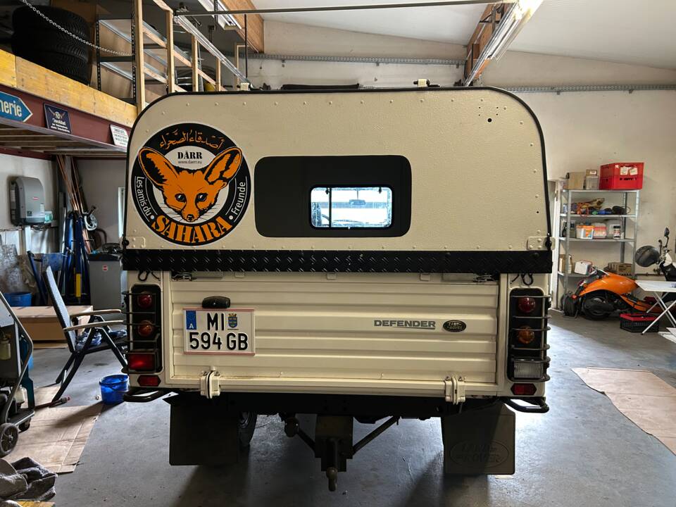 Bild 21/46 von Land Rover Defender 130 Double Cab (1998)