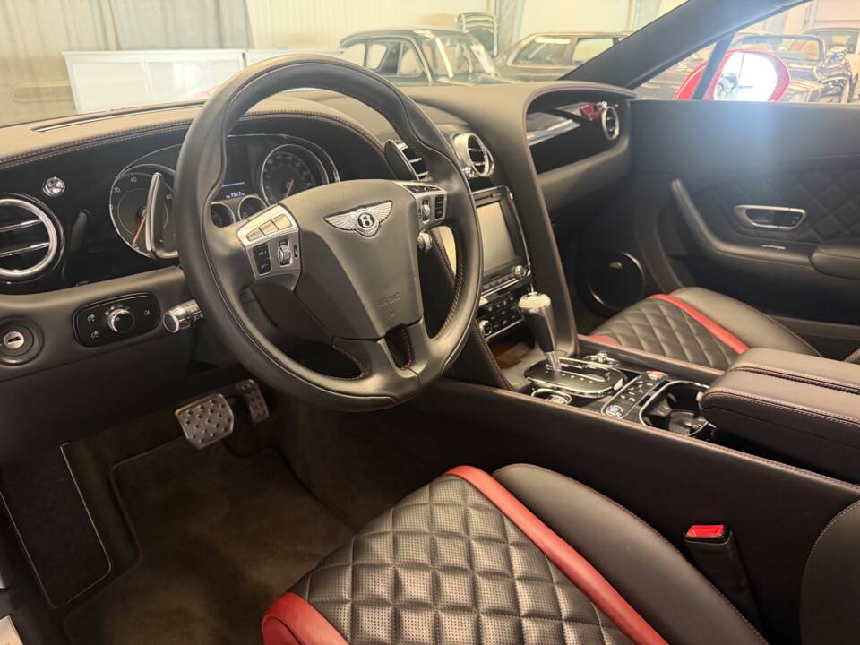 Afbeelding 17/20 van Bentley Continental GT V8 S (2017)