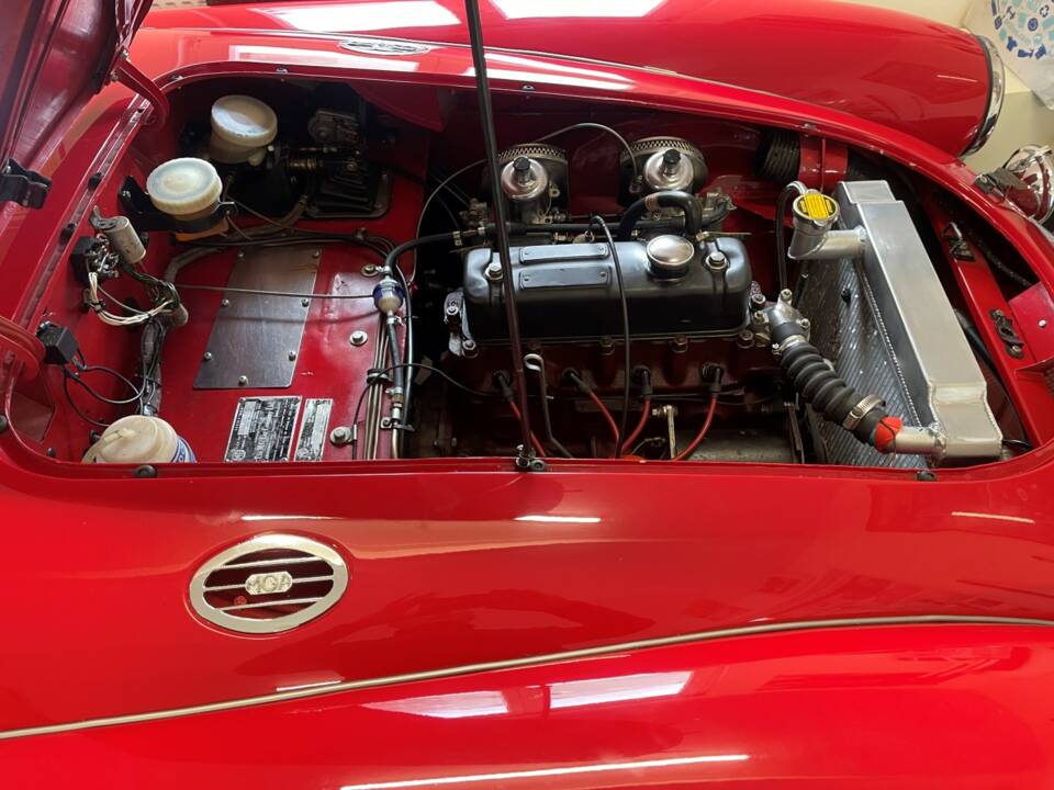 Imagen 12/18 de MG MGA 1600 (1962)