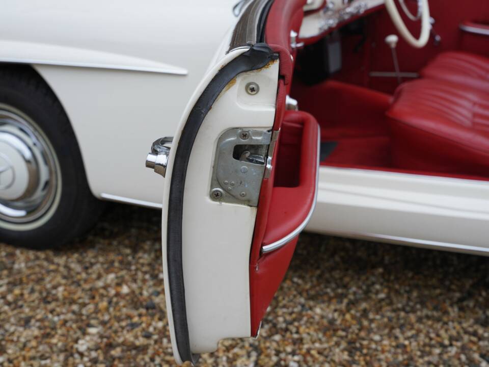 Bild 21/50 von Mercedes-Benz 190 SL (1960)