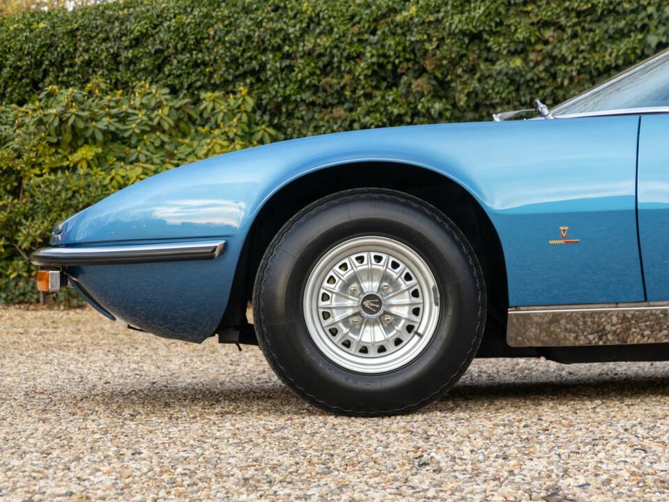 Image 23/50 of Maserati Indy 4900 (1971)