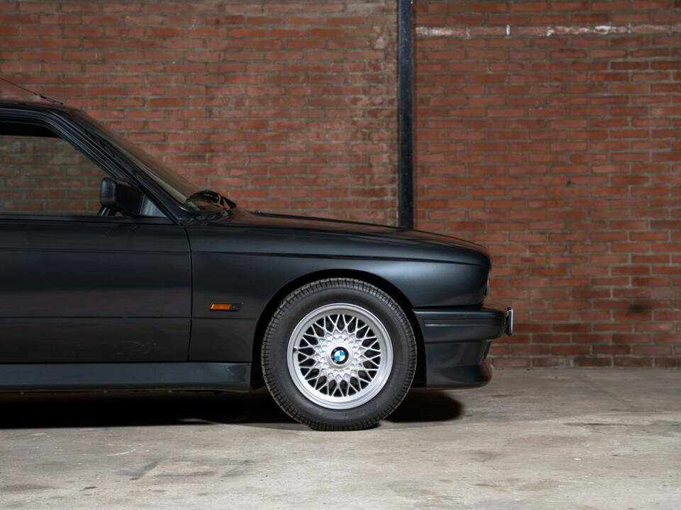 Bild 37/99 von BMW M3 (1986)