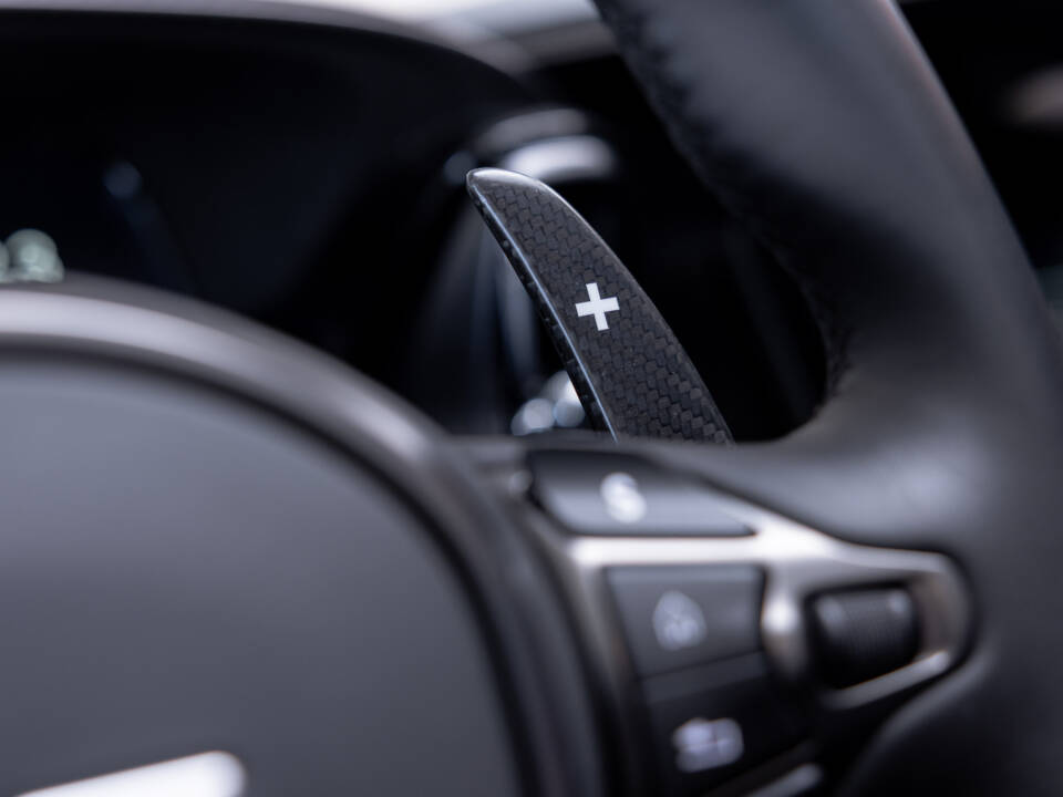 Bild 14/47 von Aston Martin V12 Speedster (2021)