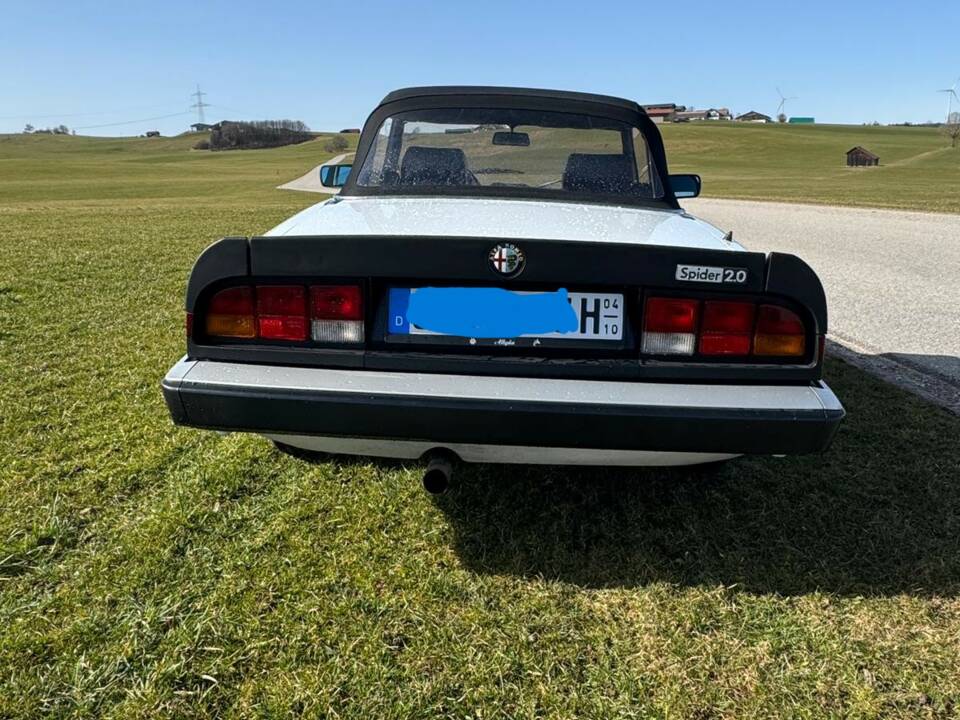 Image 4/4 of Alfa Romeo 2.0 Spider (1989)