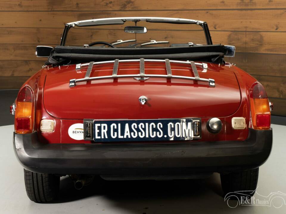 Image 3/6 of MG MGB (1978)