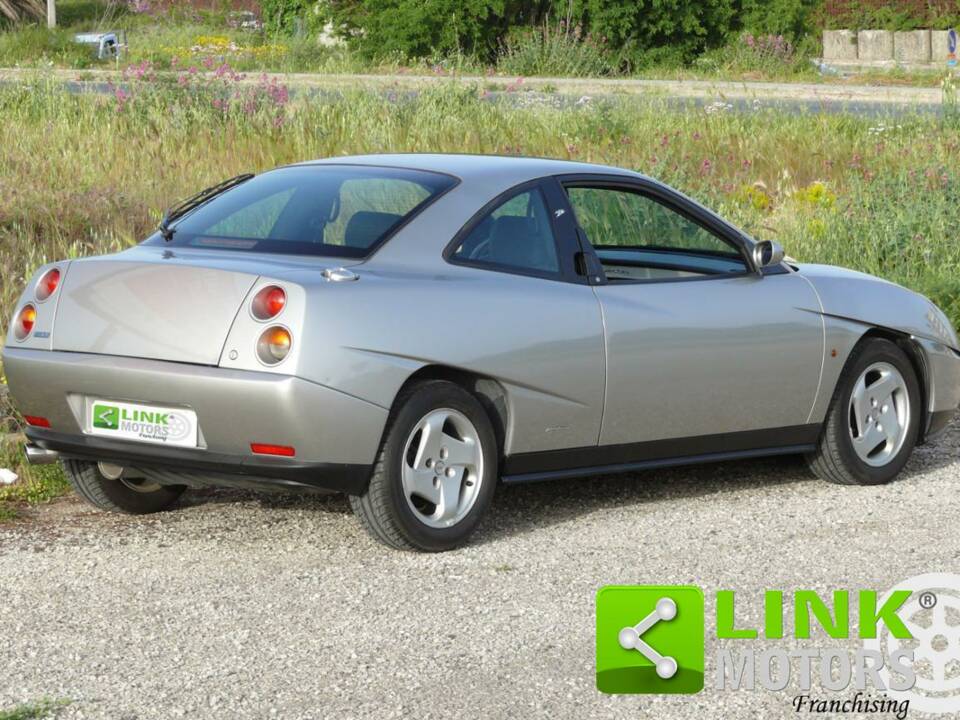 Image 5/10 of FIAT Coupé 2.0 20V (1997)