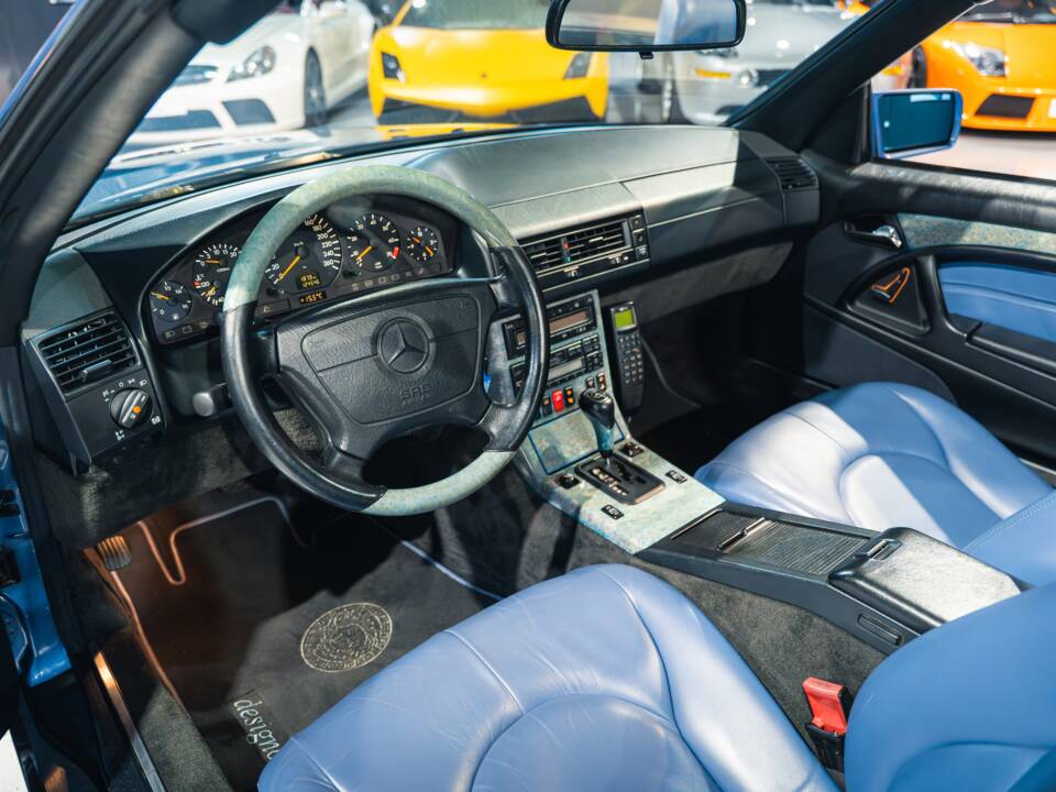 Image 18/35 of Mercedes-Benz SL 320 (1998)