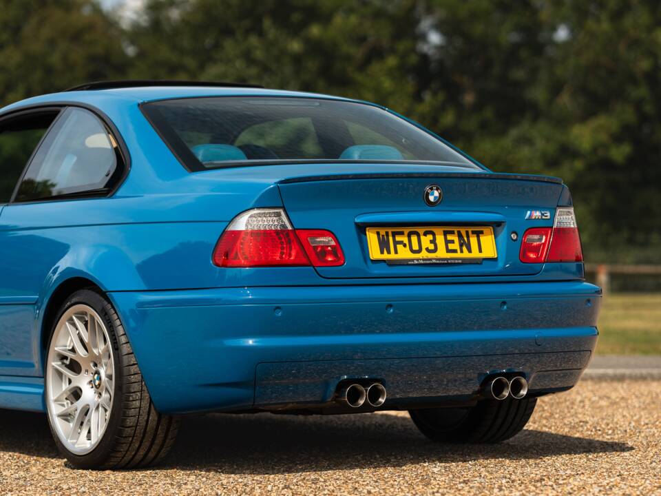 Image 30/36 of BMW M3 (2003)