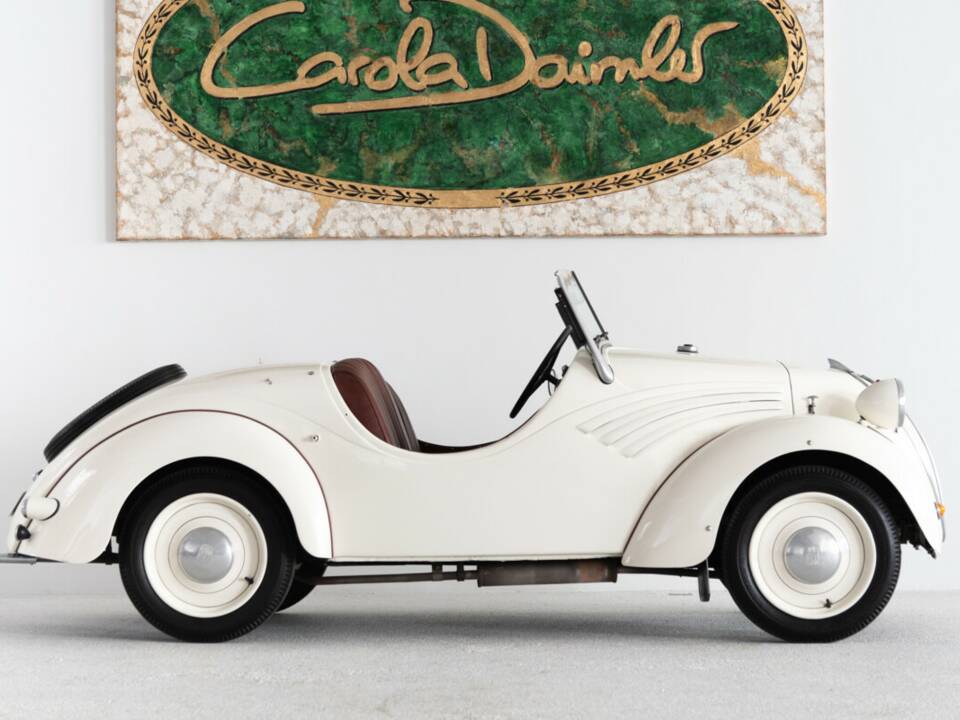 Image 13/36 of NSU-Fiat 500 A Topolino Weinsberg (1940)