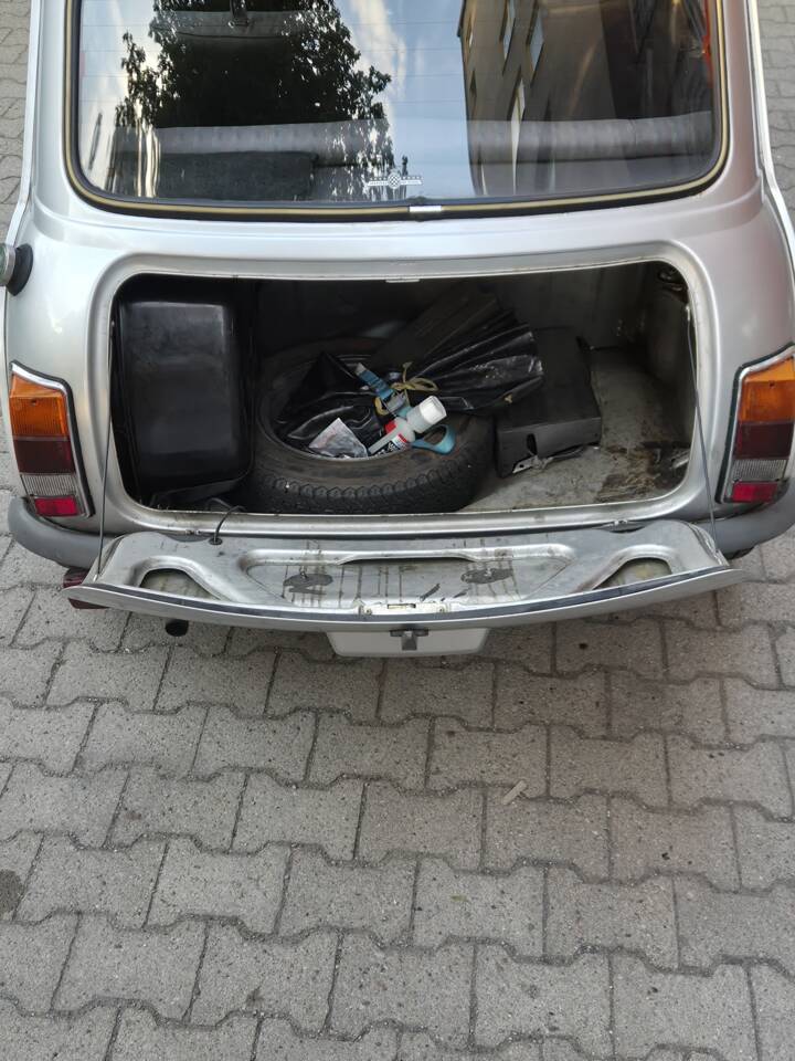 Afbeelding 17/40 van Mini 1000 (1987)