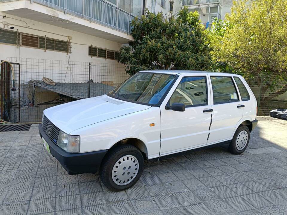 Image 45/48 of FIAT Uno 60 (1988)