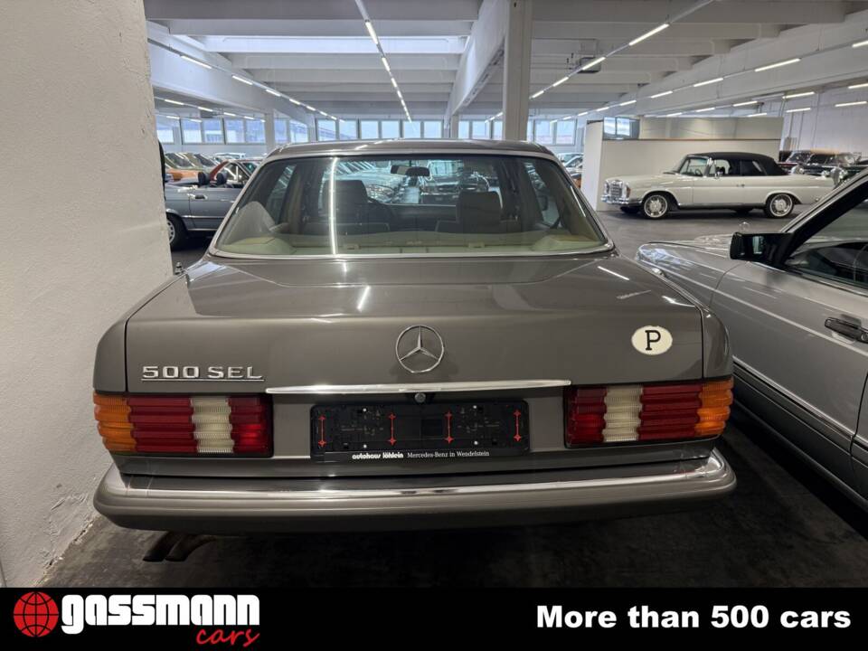 Obraz 6/15 pojazdu Mercedes-Benz 500 SEL (1982)