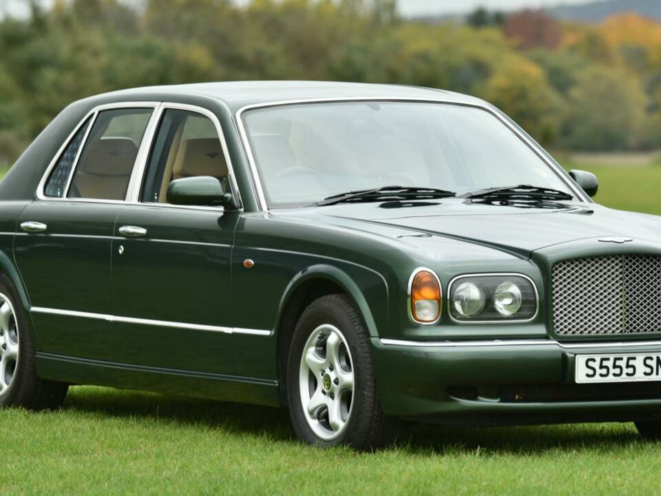 Immagine 4/50 di Bentley Arnage Green Label (1998)
