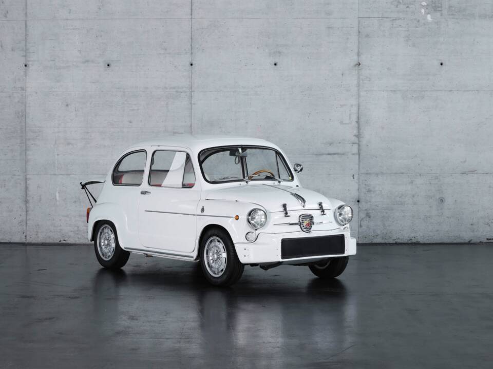 Image 3/47 of Abarth Fiat 850 TC (1965)