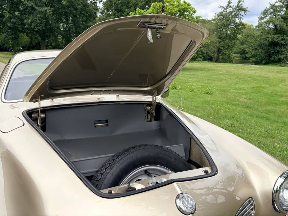 Bild 22/30 von Volkswagen Karmann Ghia 1600 (1971)