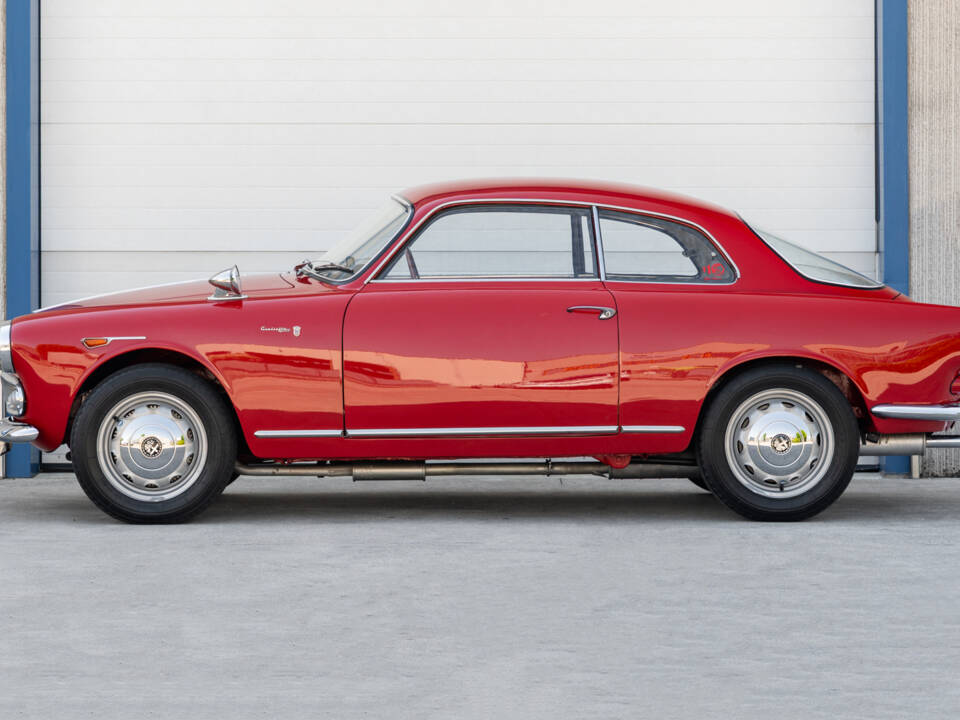 Bild 2/100 von Alfa Romeo Giulietta Sprint (1962)